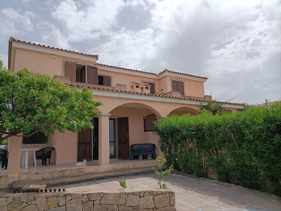 Casa A Pochi Minuti Dalla Spiaggia Di Vignola Vignola Mare Exterior photo